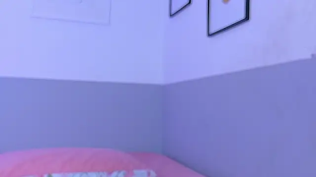 cutepetitee online show from January 12, 8:03 pm