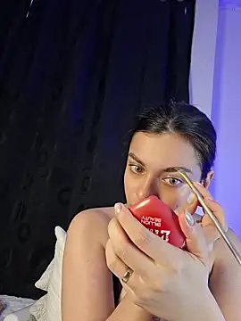 Snapshot of AmaiaSalvatore chatting on February 7, 10:46 pm AmaiaSalvatore online show from February 7, 10:46 pm