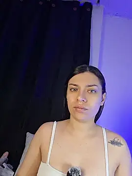 Snapshot of AmaiaSalvatore chatting on February 11, 11:54 pm AmaiaSalvatore online show from February 11, 11:54 pm