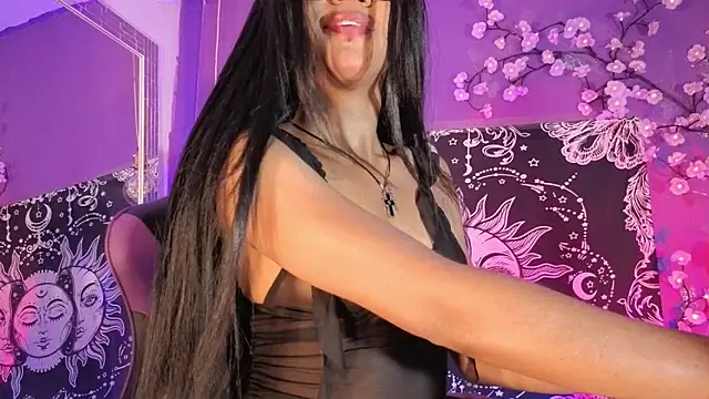 Snapshot of Gaia_Gatex chatting on February 3, 12:21 pm Gaia Gatex online show from February 3, 12:21 pm