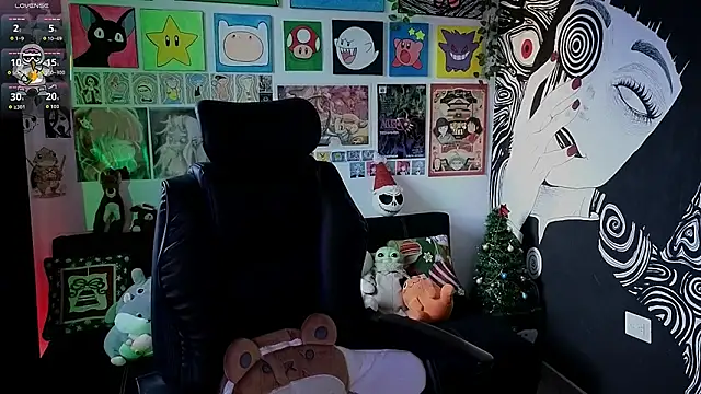 Yuhwan  online show from December 20, 10:28 pm