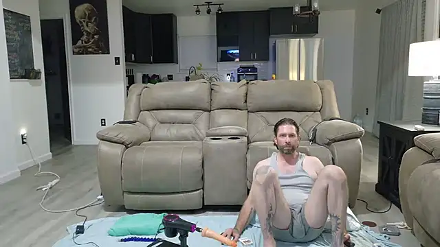 danoo84 online show from October 4, 6:22 am