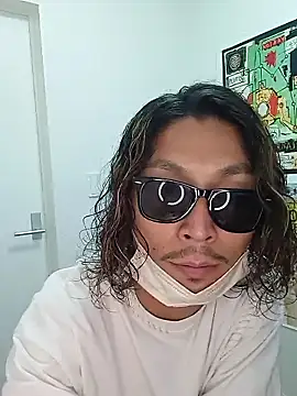 specialz0831 online show from October 28, 4:49 am