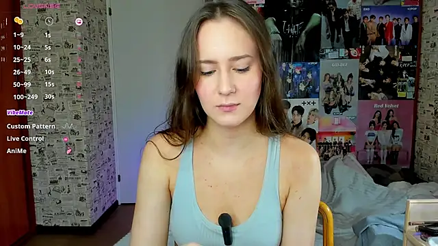 LucyRose3 online show from September 25, 12:31 pm