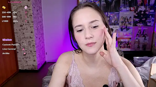 LucyRose3 online show from November 12, 3:45 pm