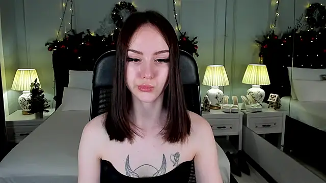 MarySparkle online show from December 17, 3:34 am