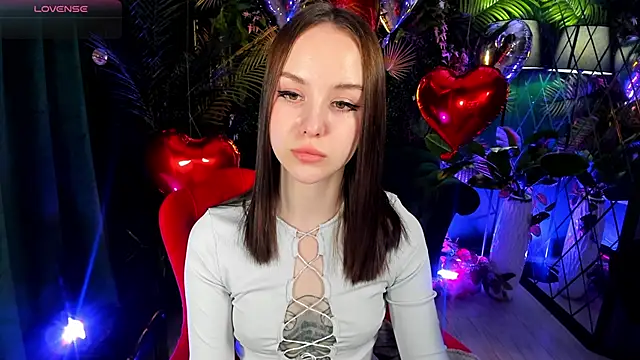 Snapshot of MarySparkle chatting on February 6, 4:28 am MarySparkle online show from February 6, 4:28 am