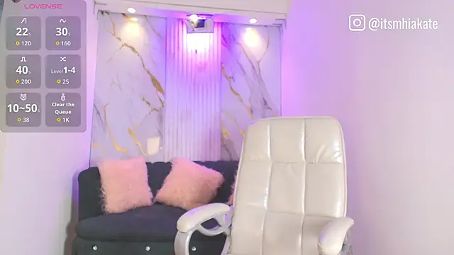 Snapshot of Mhiaa_Sweet chatting on October 4, 12:03 pm Mhiaa Sweet online show from October 4, 12:03 pm