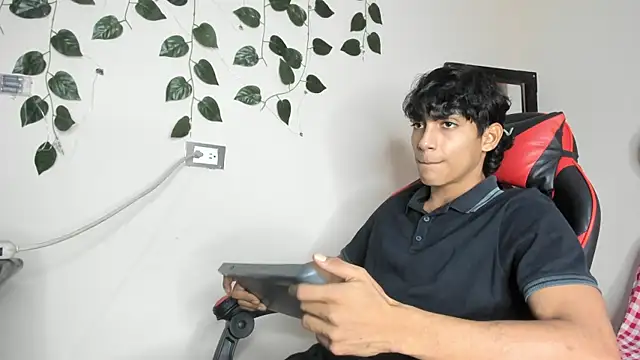 axel rousse2 online show from November 4, 11:26 pm