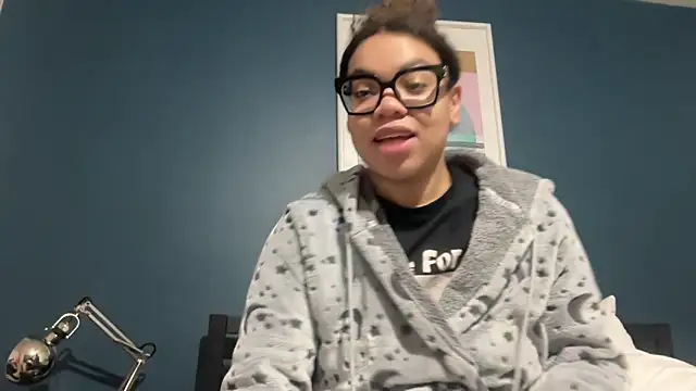 zahrabliss online show from December 17, 6:52 am