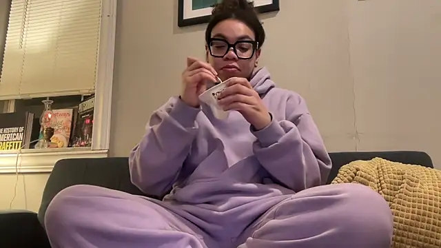 zahrabliss online show from December 21, 3:24 am