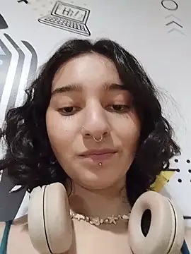 LuaBusch online show from November 4, 7:46 pm