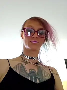 Snapshot of Kaotikkisses chatting on November 3, 1:56 pm Kaotikkisses online show from November 3, 1:56 pm