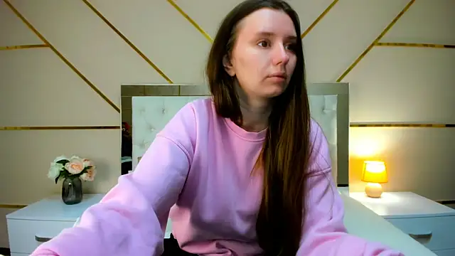 BeatriceAddams online show from October 4, 9:02 pm