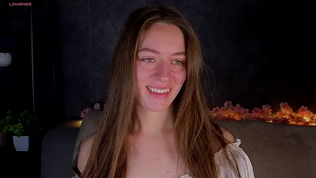 Snapshot of Agnes_Wells chatting on July 10, 1:10 am Agnes Wells online show from July 10, 1:10 am