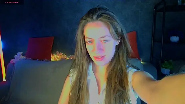 Snapshot of Agnes_Wells chatting on July 13, 1:08 am Agnes Wells online show from July 13, 1:08 am