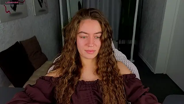 Snapshot of Agnes_Wells chatting on July 26, 1:03 am Agnes Wells online show from July 26, 1:03 am