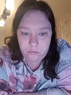 Feuchtekitty92xh online show from October 10, 5:39 am