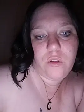 Feuchtekitty92xh online show from October 25, 7:52 pm