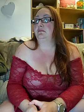 Snapshot of Luscious-LucyXX chatting on April 27, 7:45 pm Luscious-LucyXX online show from April 27, 7:45 pm