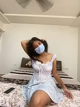 Snapshot of somya_girl chatting on September 18, 5:59 pm somya girl online show from September 18, 5:59 pm