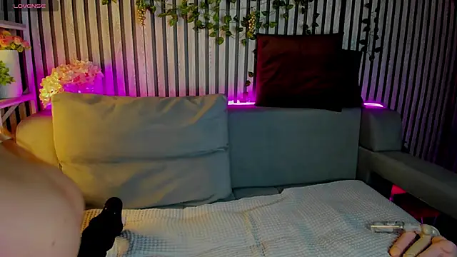 Casey Sweeet online show from February 9, 12:58 am