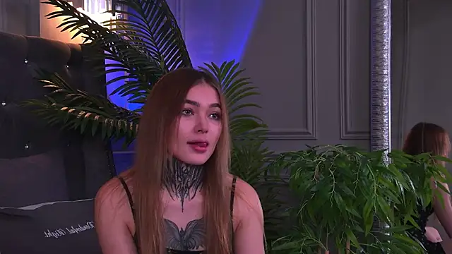 AriWild online show from June 27, 5:45 am