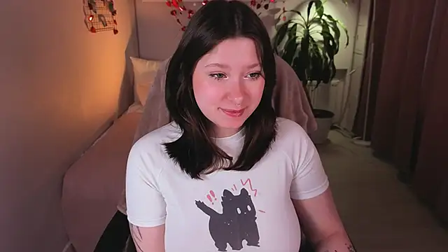 Snapshot of Sofi_Spark chatting on February 17, 8:22 am Sofi Spark online show from February 17, 8:22 am