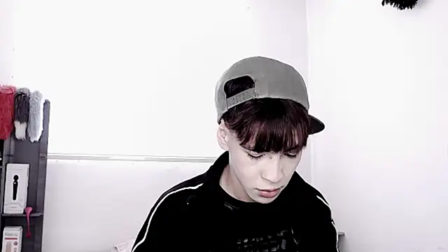 lucky stricke online show from September 12, 7:58 pm