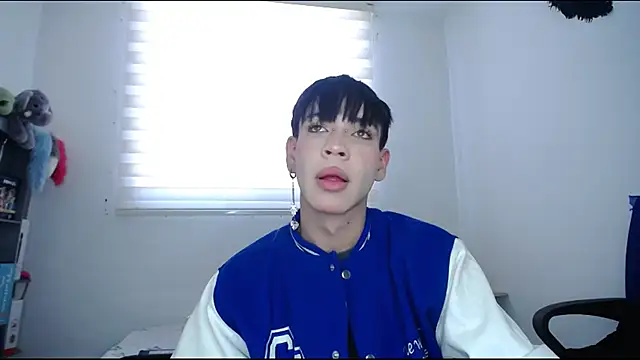 lucky stricke online show from October 2, 8:05 pm