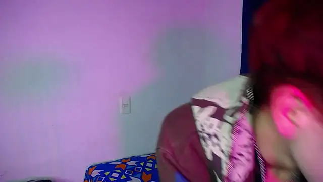 lucky stricke online show from March 25, 2:50 am