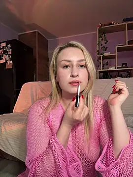 Snapshot of KassandraTress chatting on May 14, 6:04 pm KassandraTress online show from May 14, 6:04 pm