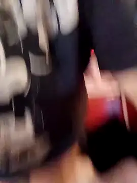 SquirtMilf00 online show from February 26, 4:33 am