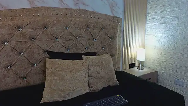 AnastasiaColeman online show from March 12, 8:04 pm