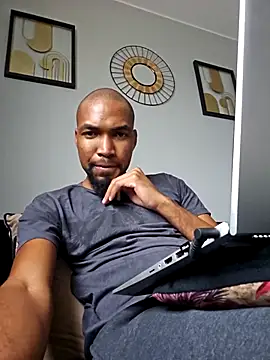 Snapshot of mojaymort chatting on October 20, 8:15 am mojaymort online show from October 20, 8:15 am