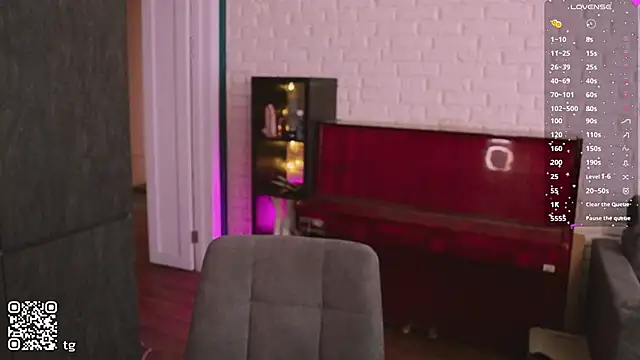 KendalHottt online show from October 15, 4:34 am