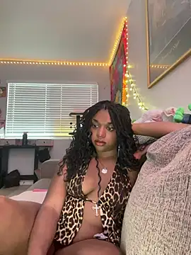 XKimmyGreen online show from July 13, 2:03 am