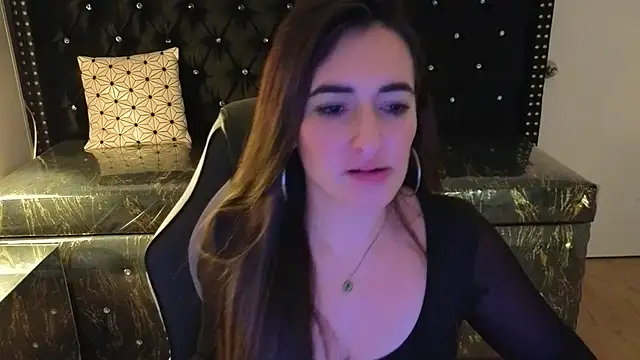 Snapshot of Soffi_betacur_b chatting on September 10, 3:06 am Soffi betacur b online show from September 10, 3:06 am