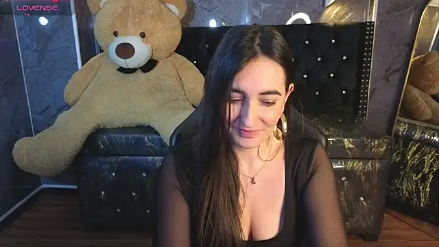 Snapshot of Soffi_betacur_b chatting on October 19, 8:04 am Soffi betacur b online show from October 19, 8:04 am