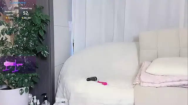 B-Yaya online show from March 26, 10:21 am