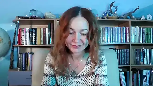 Foxilady357 online show from December 4, 1:53 pm