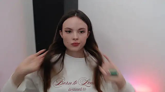 Ariella ari online show from September 22, 12:51 pm