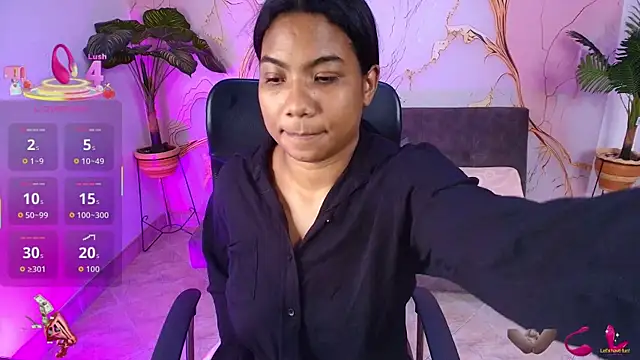 sharlottxl online show from September 23, 2:25 am