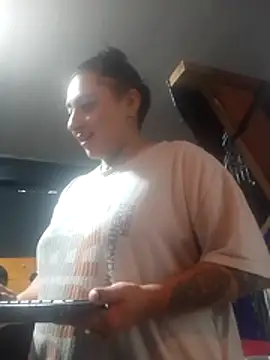 YiingandYang online show from February 14, 6:59 pm