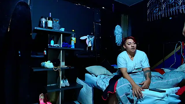 YiingandYang online show from March 13, 5:19 pm