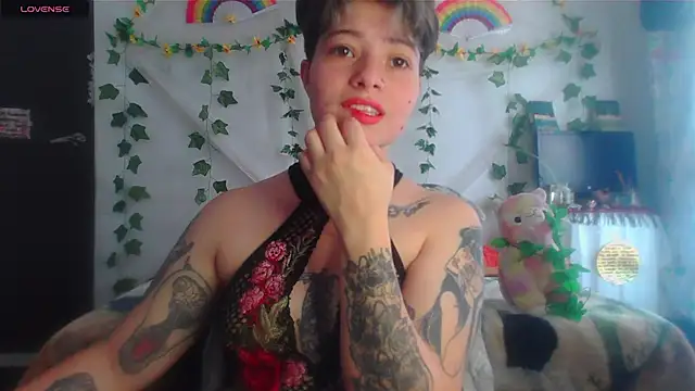 Snapshot of Mitsuha_gate chatting on February 15, 3:53 pm Mitsuha gate online show from February 15, 3:53 pm