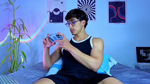 LatinReall online show from October 16, 12:22 am