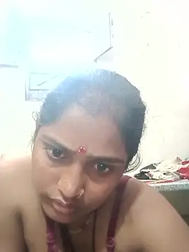 Snapshot of Guriya0076 chatting on April 25, 12:35 am Guriya0076 online show from April 25, 12:35 am