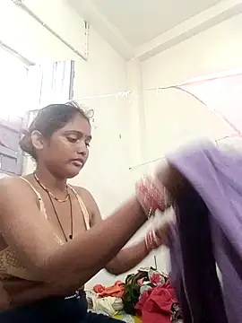 Snapshot of Guriya0076 chatting on May 16, 12:51 am Guriya0076 online show from May 16, 12:51 am