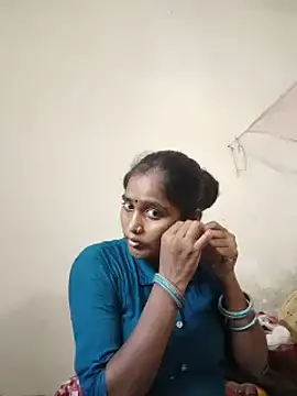 Snapshot of Guriya0076 chatting on July 3, 11:49 am Guriya0076 online show from July 3, 11:49 am